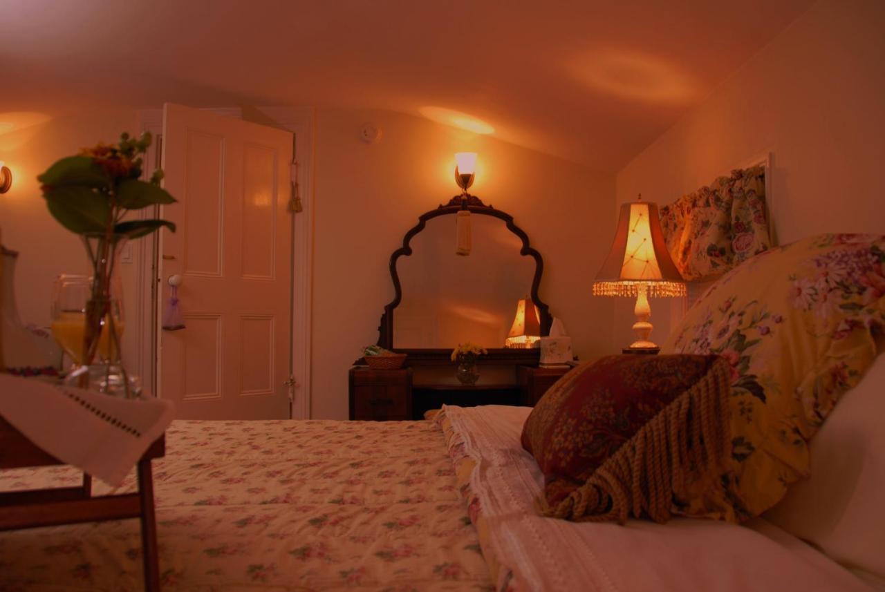 East Marion Arbor View House Bed And Breakfast المظهر الخارجي الصورة